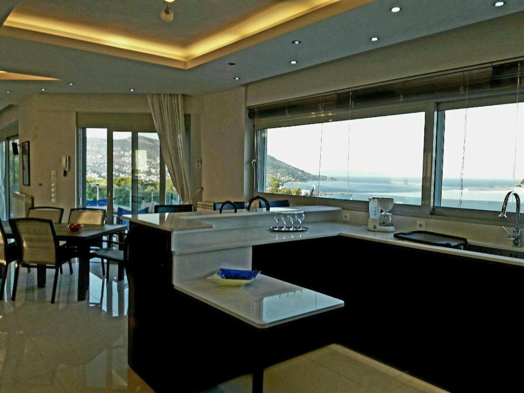 Seaview Pool Villa Near Beach And Athens Airport Pórto Ráfti Esterno foto